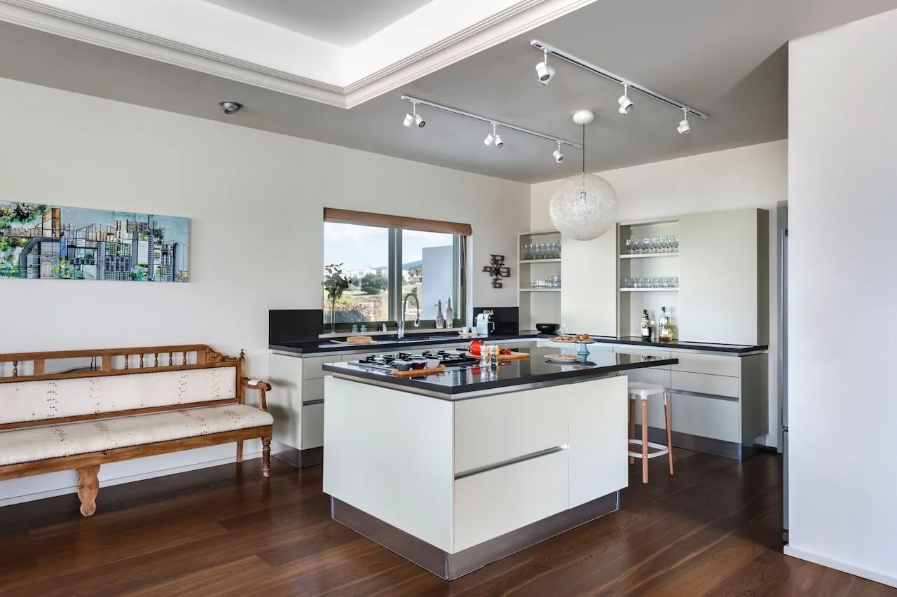 Esentepe-Beachfront-500m2-7-Bed-Golf-Villa-North-Cyprus-Property-J10 Esentepe-Beachfront-500m2-7-Bed-Golf-Villa-North-Cyprus-Property-J10