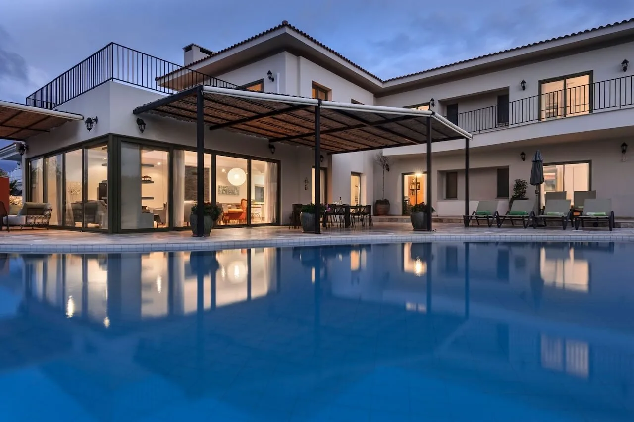 Esentepe-Beachfront-500m2-7-Bed-Golf-Villa-North-Cyprus-Property-J2 Esentepe-Beachfront-500m2-7-Bed-Golf-Villa-North-Cyprus-Property-J2
